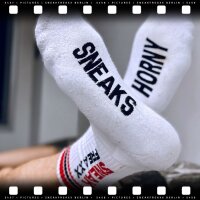 SNEAKFREAXX Socken Neon Horny Rot