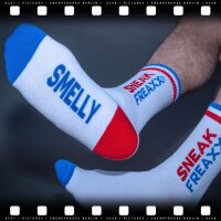 SNEAKFREAX SMELLY AREA 2 Socken Blau-Weiß-Rot